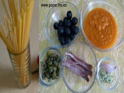 Espaguetis en salsa putanesca ingredientes