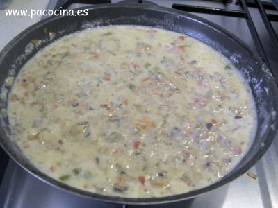 Mejillones tigre con bechamel