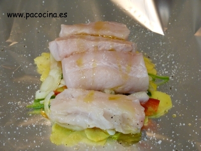 Merluza en papillote poner pescado