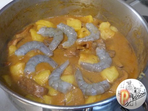 Níscalos con langostinos y patatas langostinos