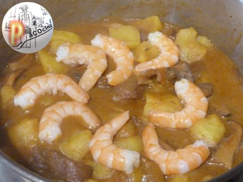 Níscalos con langostinos y patatas langostinos