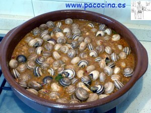 Caracoles en salsa de almendras