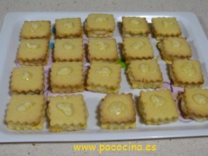 Galletas rellenas de limón Galletas rellenas de limón