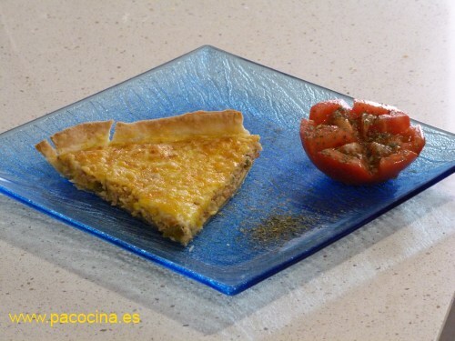 Quiche de atún y tomate